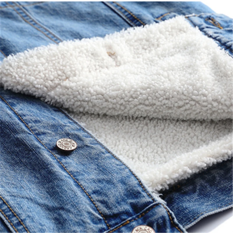 Plus Velvet Denim Jacket 2018 Female Lamb Hair Winter Fashion New High quality Embroidery Loose Shirt Thick Denim Coat HJB312
Plus Velvet Denim Jacket 2018 Female Lamb Hair Winter Fashion New High quality Embroidery Loose Shirt Thick Denim Coat HJB312