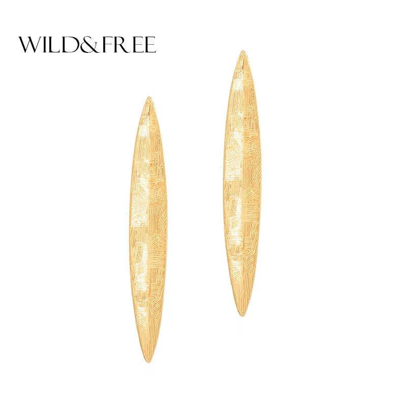 New Long Symmetrical Gold Color Stud Earrings Jewelry For Women Vintage Simple Fashion Leaf Earring For Female Wholesale
New Long Symmetrical Gold Color Stud Earrings Jewelry For Women Vintage Simple Fashion Leaf Earring For Female Wholesale
