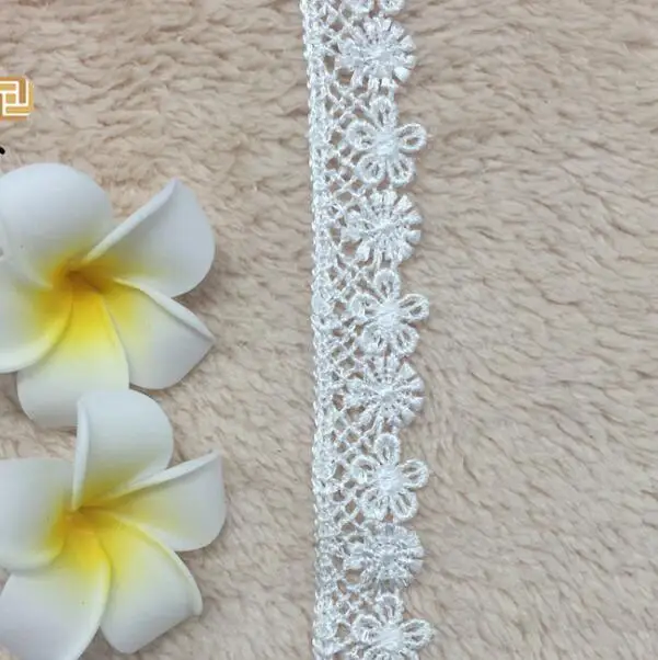 

30Yards New Flower Pattern Embroidered Lace Edge Trim 18mm Width White Home Applique DIY Sewing Craft Ribbon Wedding Accessory