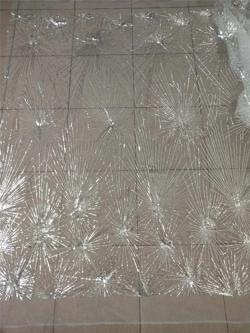 Beautiful design sequins Embroidered Net Fabric with sequins Quality H-19.11158 African Tulle Lace Fabric For party Dress
Beautiful design sequins Embroidered Net Fabric with sequins Quality H-19.11158 African Tulle Lace Fabric For party Dress