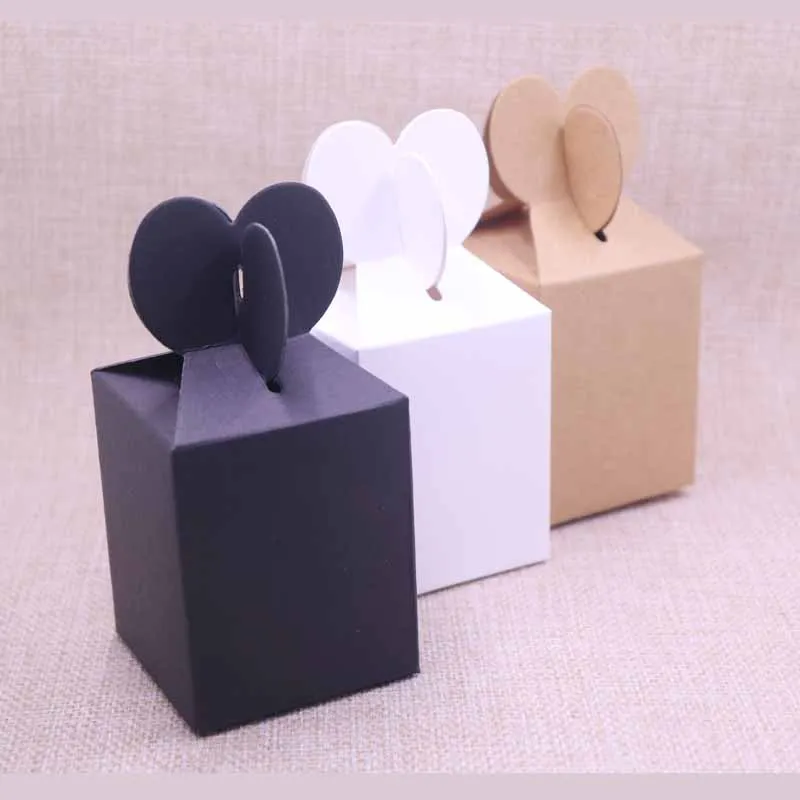10pcs Fishtail paperboard Boxes Solid Kraft/Black/White Package Wedding Candy Small Cute Cardboard Packaging High-quality Boxes
10pcs Fishtail paperboard Boxes Solid Kraft/Black/White Package Wedding Candy Small Cute Cardboard Packaging High-quality Boxes