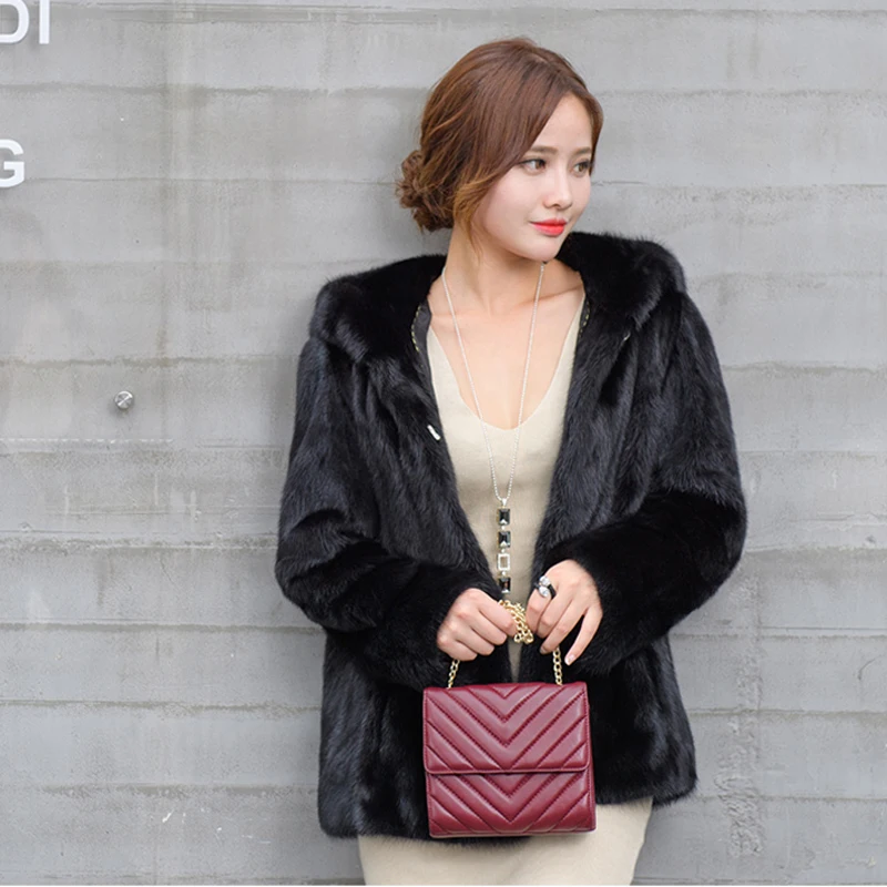 Marten full pelt short design mink fur coat hooded mink fur jacket female winter outerwear
Marten full pelt short design mink fur coat hooded mink fur jacket female winter outerwear