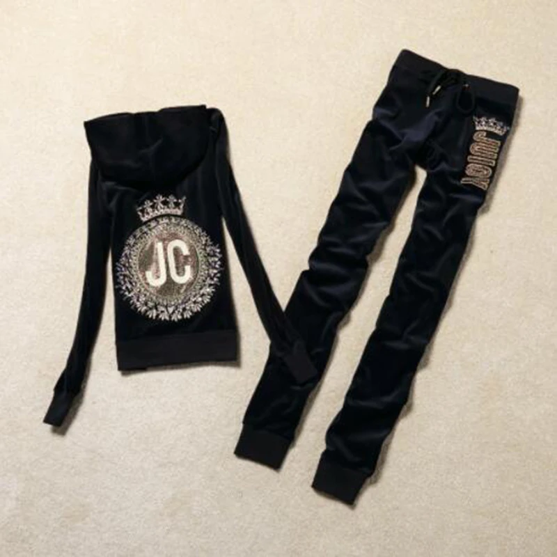 Spring/Fall 2020 Women's Brand Velvet Fabric Tracksuits Velour Suit Women Track Suit Hoodies And Pants fat sister sportswear
Spring/Fall 2020 Women's Brand Velvet Fabric Tracksuits Velour Suit Women Track Suit Hoodies And Pants fat sister sportswear