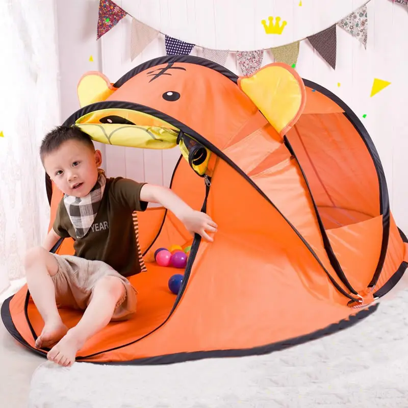 180cm Large Baby Play Tent Foldable Children Beach Play House Indoor Outdoor Toys Tents Pop Up Kids Tent House With Window ZP39
180cm Large Baby Play Tent Foldable Children Beach Play House Indoor Outdoor Toys Tents Pop Up Kids Tent House With Window ZP39