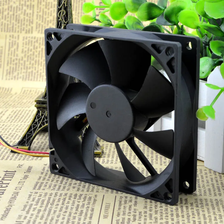 Free Delivery. MGT9212MB O25 9025-12 v 0.17 A 9 cm/cm chassis power supply cooling fan
Free Delivery. MGT9212MB O25 9025-12 v 0.17 A 9 cm/cm chassis power supply cooling fan