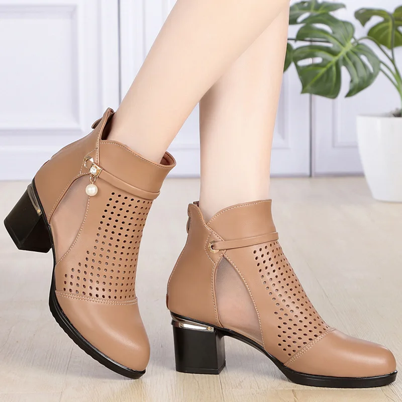 TIMETANG Most Popular 2018 Summer New Fashion Hollow Genuine Leather Shoes Women Sandals Breathable Mesh Women Boots High Heels
TIMETANG Most Popular 2018 Summer New Fashion Hollow Genuine Leather Shoes Women Sandals Breathable Mesh Women Boots High Heels