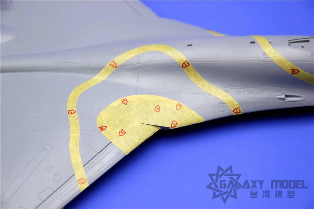 GALAXY модель D48006 1/48 весы SU 35S камуфляж высечки Гибкая маска для Защитные чехлы