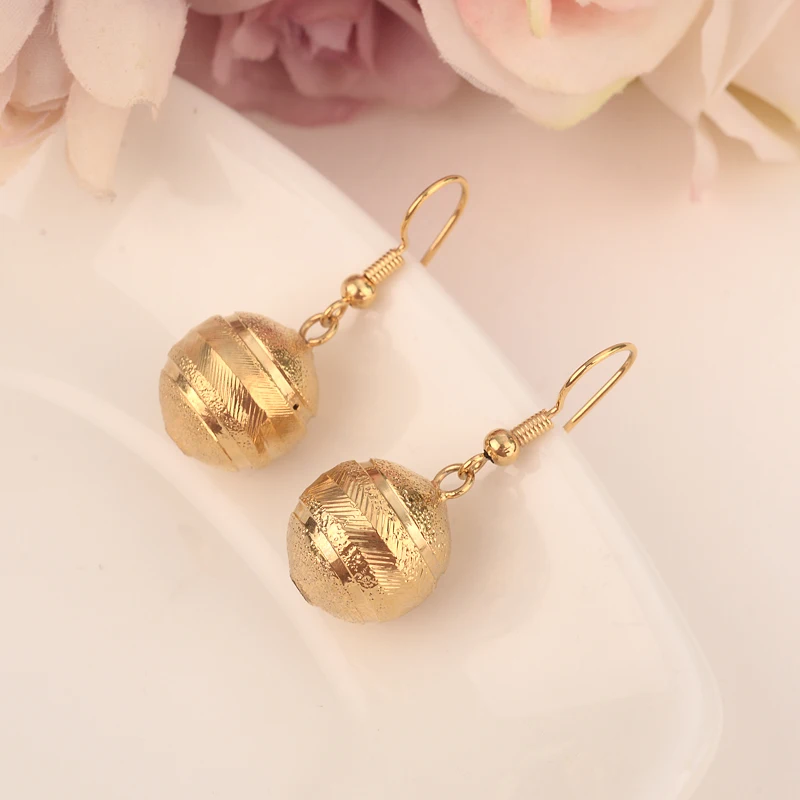 lovely beads Earrings Gold Color Africa Dubai diy charms Jewelry Women girls wedding bridal party Earrings Christmas gifts
lovely beads Earrings Gold Color Africa Dubai diy charms Jewelry Women girls wedding bridal party Earrings Christmas gifts