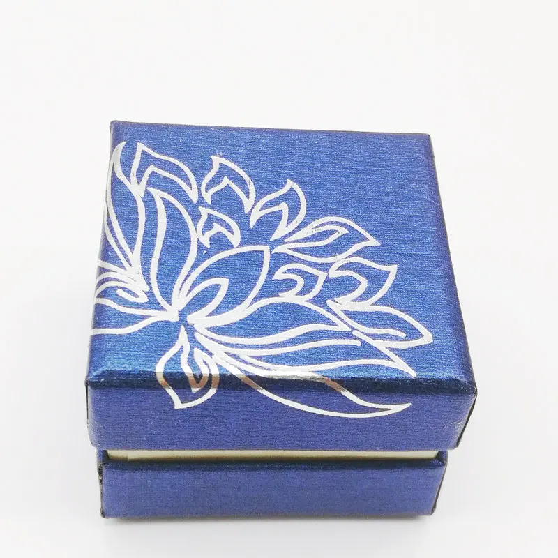 Free shipping Wholesale 35 PCS / 5 x 5 x 3.5 cm jewelry rings and earrings gift box packaging 2 colors
Free shipping Wholesale 35 PCS / 5 x 5 x 3.5 cm jewelry rings and earrings gift box packaging 2 colors