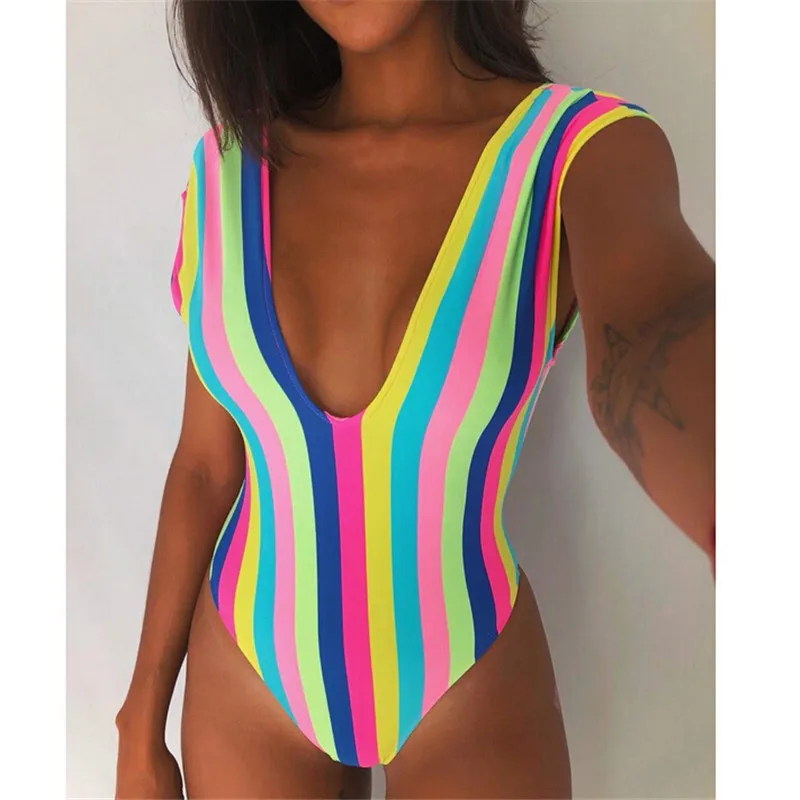 Sexy Women Swimwear 2019 New Lady Summer Sleeveless One Piece Swimsuit Monokini Push Up Bikini Deep V-neck Striped Bathing Suit
Sexy Women Swimwear 2019 New Lady Summer Sleeveless One Piece Swimsuit Monokini Push Up Bikini Deep V-neck Striped Bathing Suit