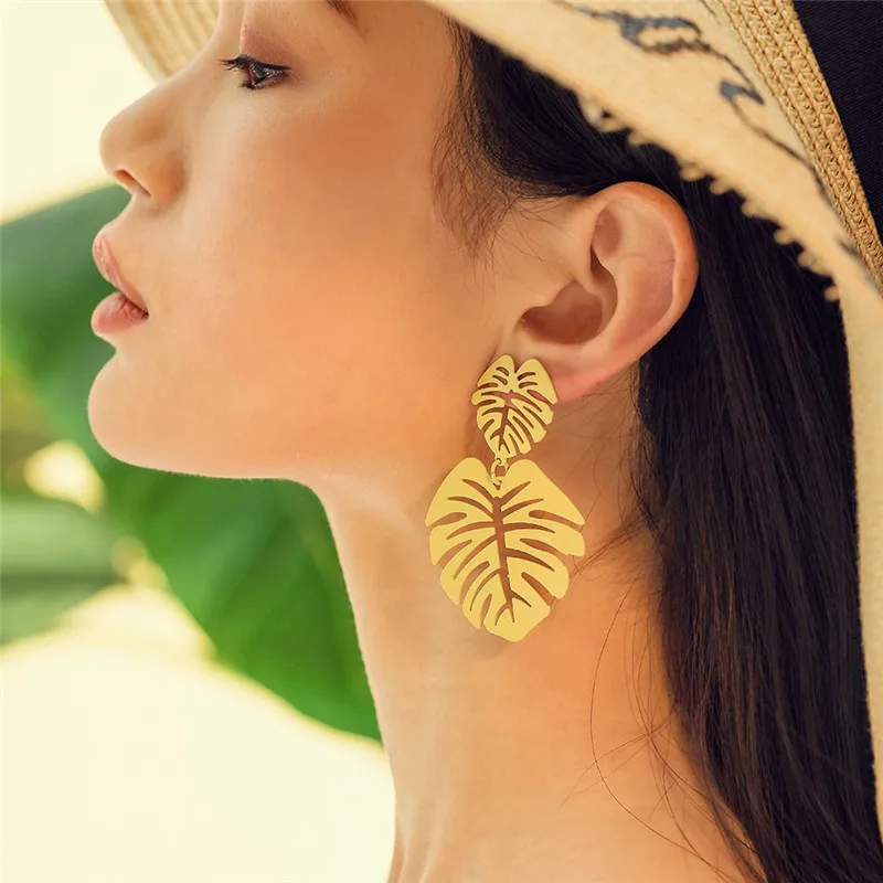 VIVILADY Hot Sale Beach Monstera Leaf Pendant Women Drop Earrings European Brand Tropical Plant Shape Summer Party Jewelry
VIVILADY Hot Sale Beach Monstera Leaf Pendant Women Drop Earrings European Brand Tropical Plant Shape Summer Party Jewelry
