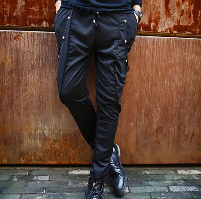 28--38 Sell Like Hot Cakes / Spring Men New Fashion Personality Foot Leisure Rivet Male Haroun Pants
28--38 Sell Like Hot Cakes / Spring Men New Fashion Personality Foot Leisure Rivet Male Haroun Pants