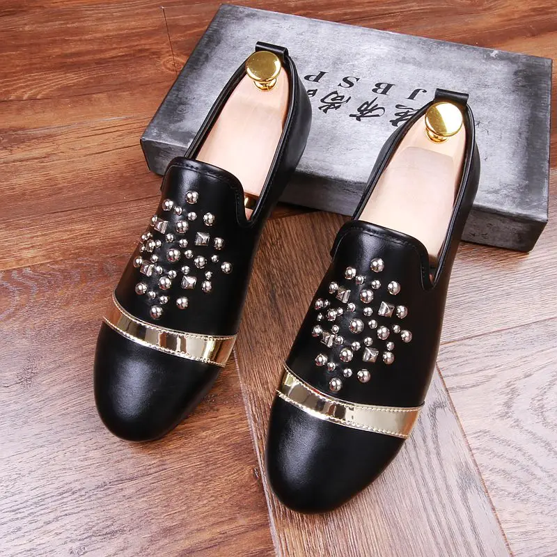 2018 New Black Loafers Man Spikes Rivets Dandelion Driving Boats leather Flats Men Handmade Spring Formal Shoes Breathable
2018 New Black Loafers Man Spikes Rivets Dandelion Driving Boats leather Flats Men Handmade Spring Formal Shoes Breathable