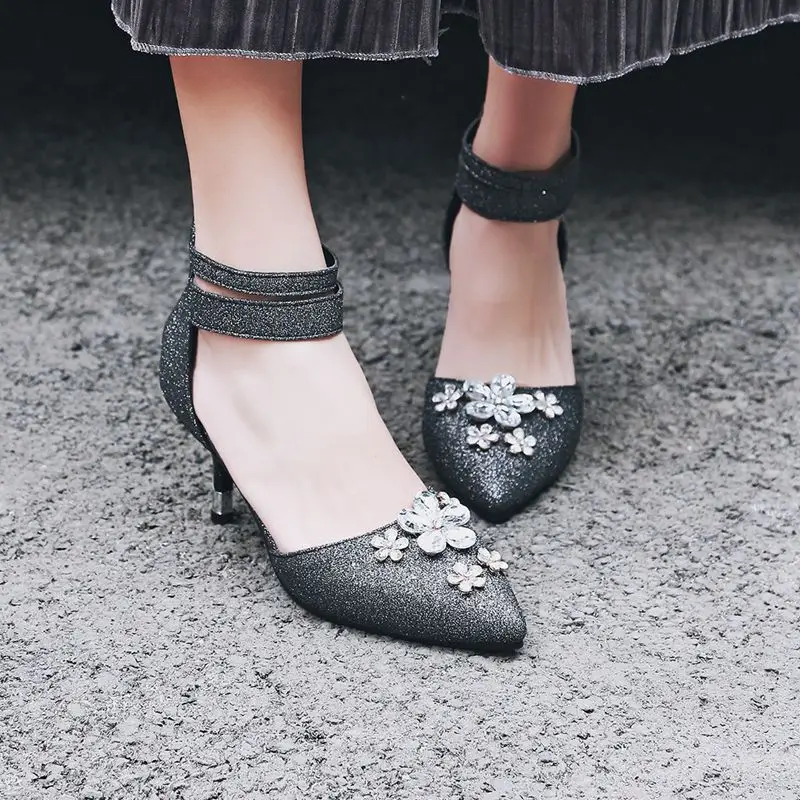 REAVE CAT rhinestone Pointed toe women pumps size 34-46 high heels shoes shallow fashion sweet four seasons single shoes A1165
REAVE CAT rhinestone Pointed toe women pumps size 34-46 high heels shoes shallow fashion sweet four seasons single shoes A1165
