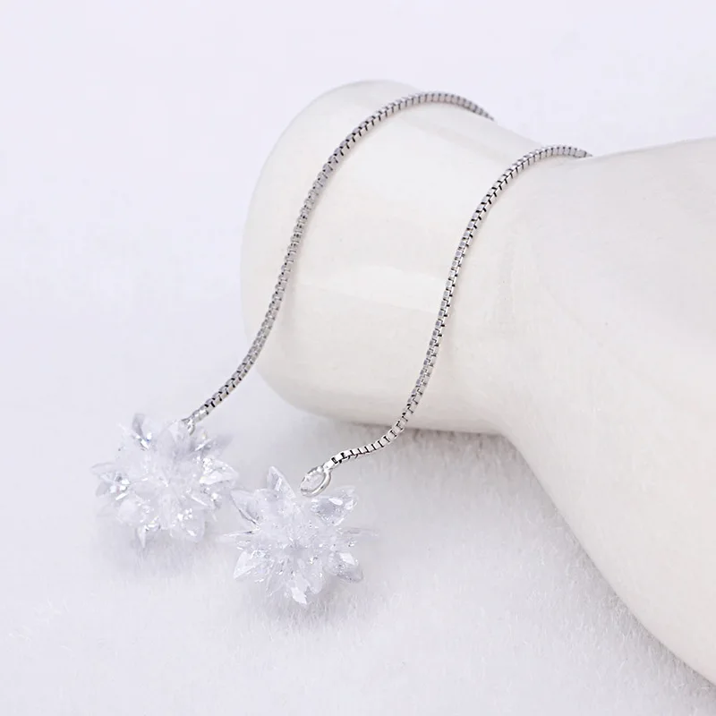 100% 925 sterling silver fashion shiny ice flower crystal ladies` tassels drop earrings jewelry women birthday gift wholesale
100% 925 sterling silver fashion shiny ice flower crystal ladies` tassels drop earrings jewelry women birthday gift wholesale