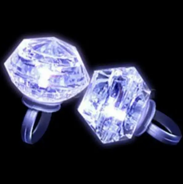 Flashing LED Light Up Ring Glow In The Dark Flash Blinking Diamond Shape Rings Bachelorette Birthday Themed Party Favor 25pcs
Flashing LED Light Up Ring Glow In The Dark Flash Blinking Diamond Shape Rings Bachelorette Birthday Themed Party Favor 25pcs