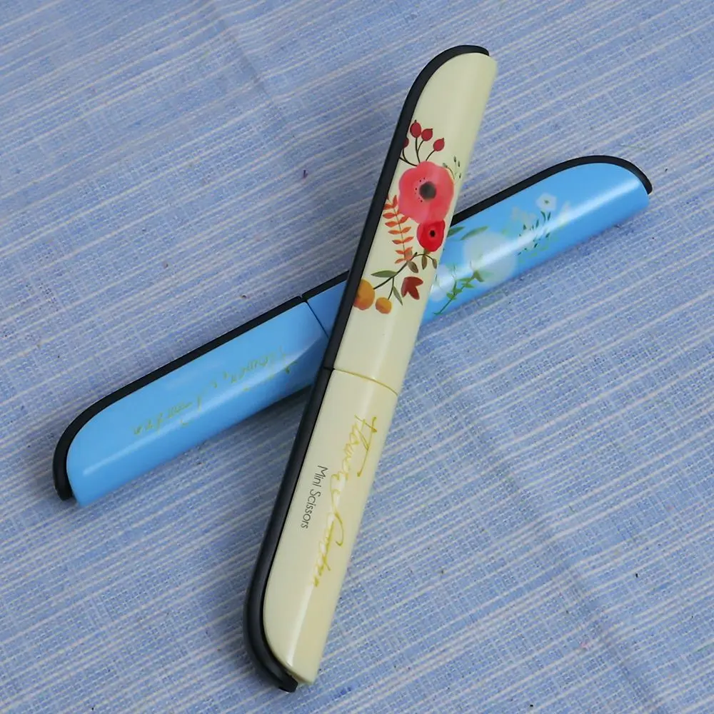 HOT Creative Kawaii Pen Plastic Scrapbooking Scissors DIY Tools For Kids Gift Floral Pattern
HOT Creative Kawaii Pen Plastic Scrapbooking Scissors DIY Tools For Kids Gift Floral Pattern