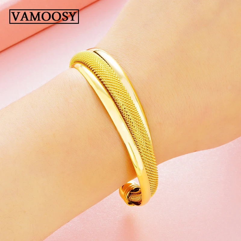 100% Fine Round Open Knot Cuff Gold wire weave shape Bangle Bracelets For Women Elegant Pure 24K Gold Jewelry charm bracelets
100% Fine Round Open Knot Cuff Gold wire weave shape Bangle Bracelets For Women Elegant Pure 24K Gold Jewelry charm bracelets