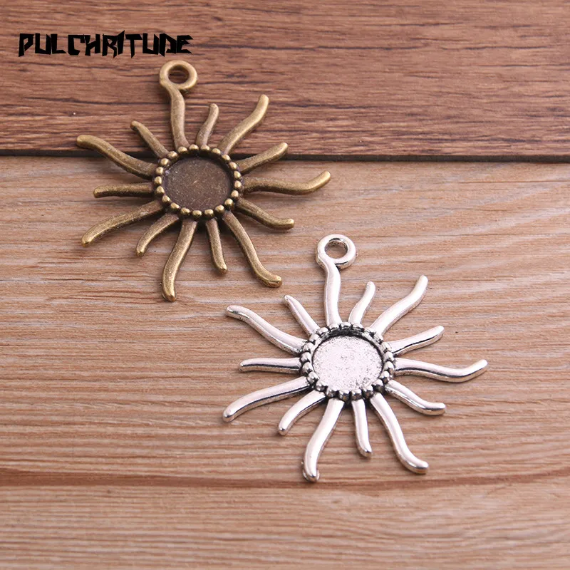 4PCS 12mm Inner Size 2 Colors Plated Classic Simple Sun Flare Style Cabochon Base Setting Charms Pendant P6769
4PCS 12mm Inner Size 2 Colors Plated Classic Simple Sun Flare Style Cabochon Base Setting Charms Pendant P6769