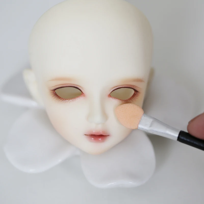 1pcs/lot BJD accessories doll Makeup Tools Eye shadow brush for BJD/SD face up doll DIY make-up accessories 16C0973
1pcs/lot BJD accessories doll Makeup Tools Eye shadow brush for BJD/SD face up doll DIY make-up accessories 16C0973