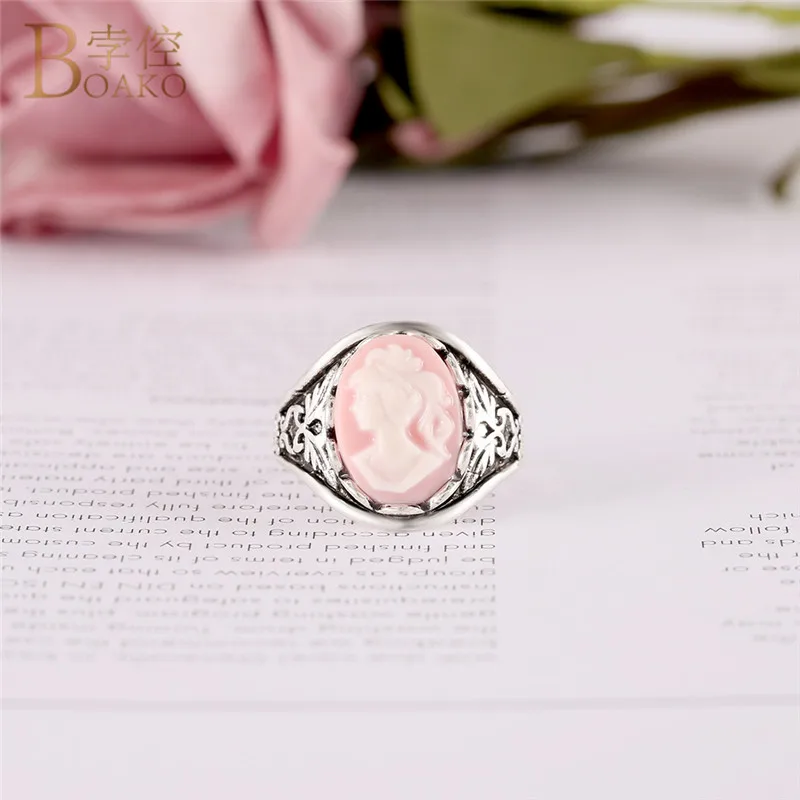 BOAKO Vintage Round Rings for Women Virgin Mary Catholic Portrait Ring Fashion Charm Punk Accessorie Religious Jewelry Anillos
BOAKO Vintage Round Rings for Women Virgin Mary Catholic Portrait Ring Fashion Charm Punk Accessorie Religious Jewelry Anillos