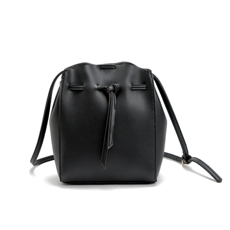 2018 New Bucket Bags Women Handbags PU Leather Drawstring Black Crossbody Shoulder Bags Female Messenger Bags Bolsa Feminina
2018 New Bucket Bags Women Handbags PU Leather Drawstring Black Crossbody Shoulder Bags Female Messenger Bags Bolsa Feminina