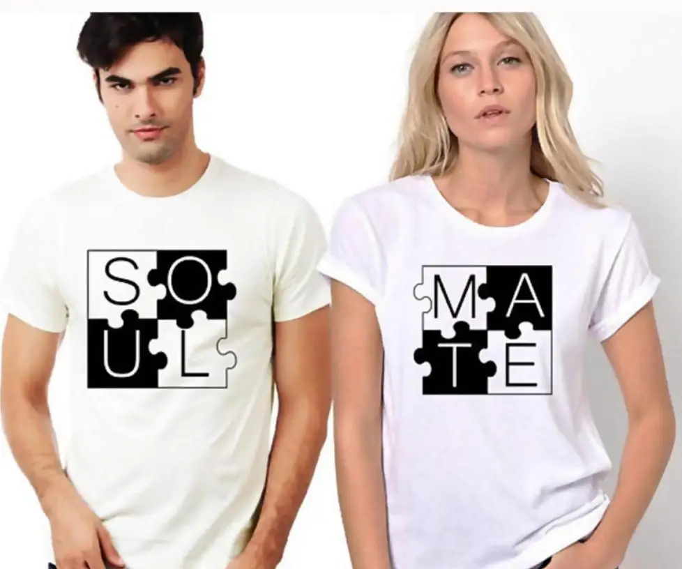 New "soul mate" letter printing lovers Men and women short sleeve casual T-shirt
New "soul mate" letter printing lovers Men and women short sleeve casual T-shirt