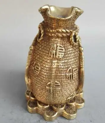 Chinese Pure Brass Seiko Carving Coin Money Sack Piggy Bank Blessing Bag Crafts Statue
Chinese Pure Brass Seiko Carving Coin Money Sack Piggy Bank Blessing Bag Crafts Statue