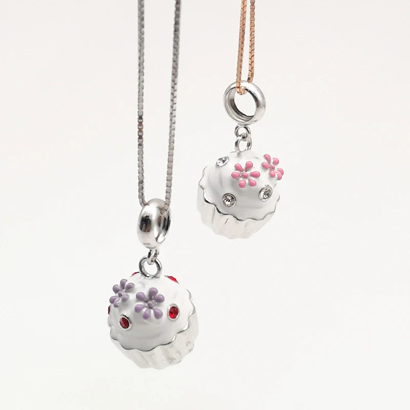 New 100% 925 Sterling Silver Bead Charm Flower Cupcake Pave CZ Pendant Enamel Charms Fit Pandora Bracelets DIY Women Jewelry
New 100% 925 Sterling Silver Bead Charm Flower Cupcake Pave CZ Pendant Enamel Charms Fit Pandora Bracelets DIY Women Jewelry
