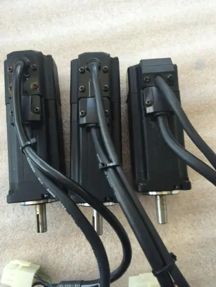 Servo motor 2004-RZ01BA1AN3 , Used one , 90 % appearance new , 3 months warranty , fastly shipping
Servo motor 2004-RZ01BA1AN3 , Used one , 90 % appearance new , 3 months warranty , fastly shipping