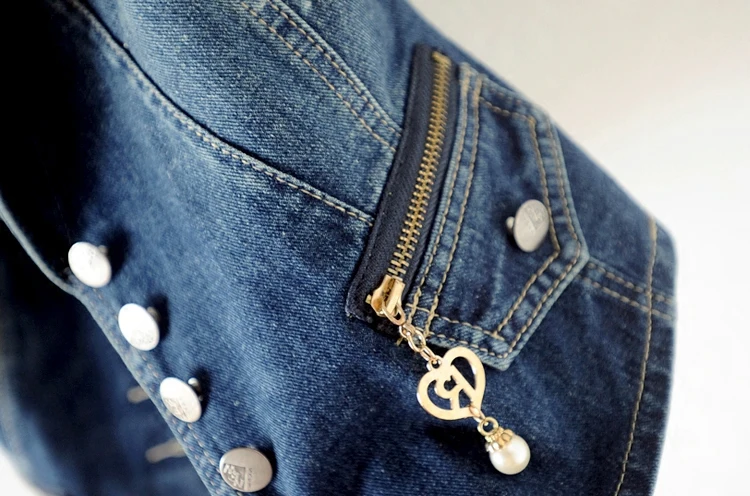 S-4XL Women's Spring and Autumn Korean Suit Collar Short Sleeveless Cowboy Vest Jean Jacket Student Girls Denim Vest Coats
S-4XL Women's Spring and Autumn Korean Suit Collar Short Sleeveless Cowboy Vest Jean Jacket Student Girls Denim Vest Coats