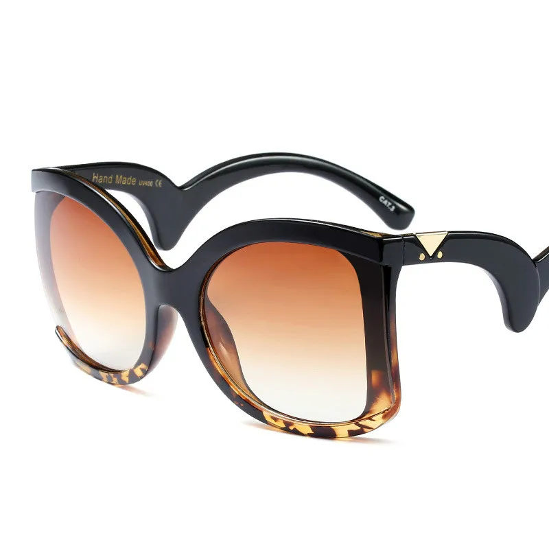 Oversized Sunglasses Women Fashion Personality Large Frame Metal Colorful Brand Design Sunglasses Women High Quality Wholesale
Oversized Sunglasses Women Fashion Personality Large Frame Metal Colorful Brand Design Sunglasses Women High Quality Wholesale
