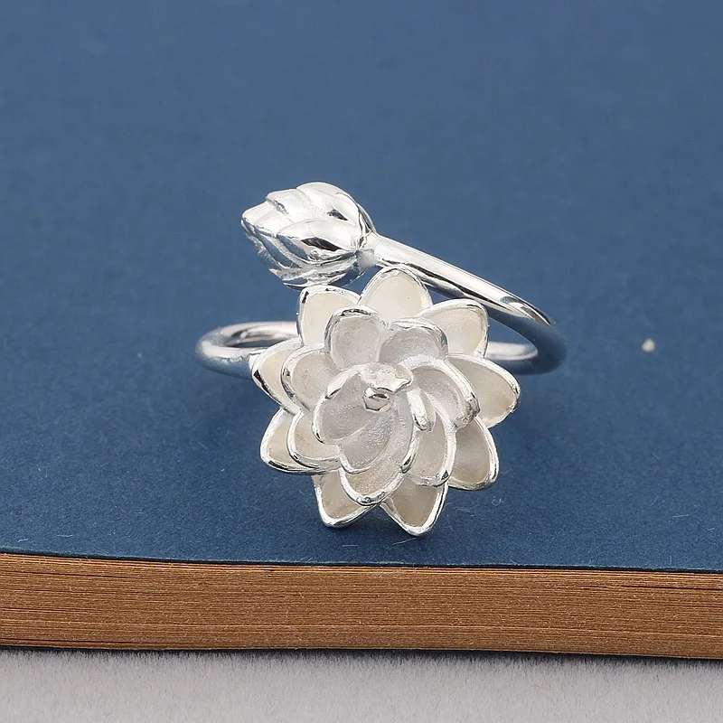 S990 fine silver jewelry black Thai jewelry wholesale silver lotus ring opening new women's folk style
S990 fine silver jewelry black Thai jewelry wholesale silver lotus ring opening new women's folk style