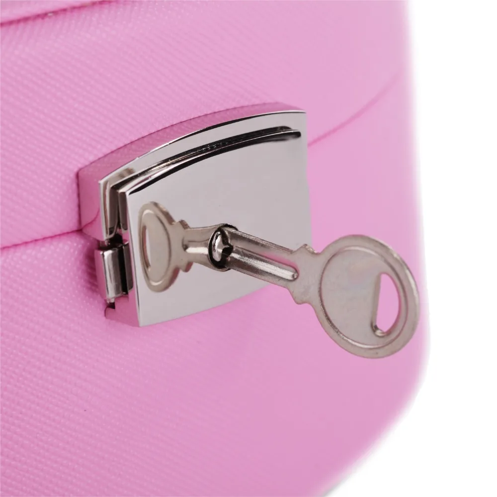 Portable Faux Leather Jewelry Box For Girls Princess Simple Gift Small Mini Rings Earrings Jewelry Lock Storage Display Case Key
Portable Faux Leather Jewelry Box For Girls Princess Simple Gift Small Mini Rings Earrings Jewelry Lock Storage Display Case Key