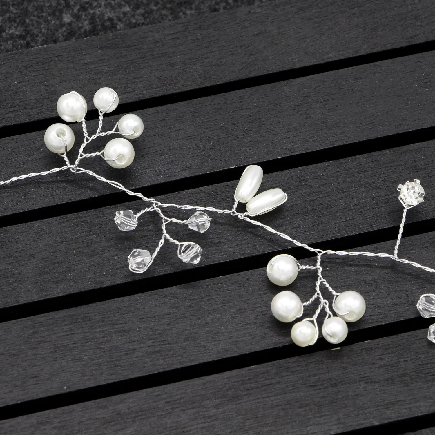 Elegant Hair Ornaments Crystal Crown Floral Beauty Wedding Headdress Simulated Pearl Hair Accessories for Bride 35CM 50CM 100CM
Elegant Hair Ornaments Crystal Crown Floral Beauty Wedding Headdress Simulated Pearl Hair Accessories for Bride 35CM 50CM 100CM