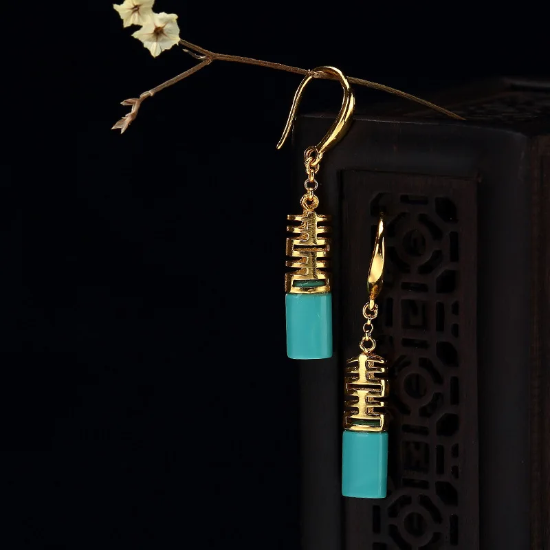 2018 Rushed New Natural Turquoise Inlay Double Happiness Lady High-grade Earrings Pure 925 Wholesale Restoring Ancient Ways
2018 Rushed New Natural Turquoise Inlay Double Happiness Lady High-grade Earrings Pure 925 Wholesale Restoring Ancient Ways