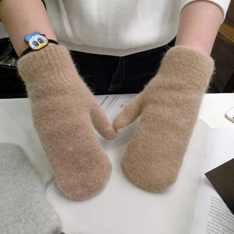 New Women Winter Warm Knitted Gloves Solid Color Double layer DIY Mittens Female Outdoor Driving Gloves Rabbitu fur Guantes
New Women Winter Warm Knitted Gloves Solid Color Double layer DIY Mittens Female Outdoor Driving Gloves Rabbitu fur Guantes