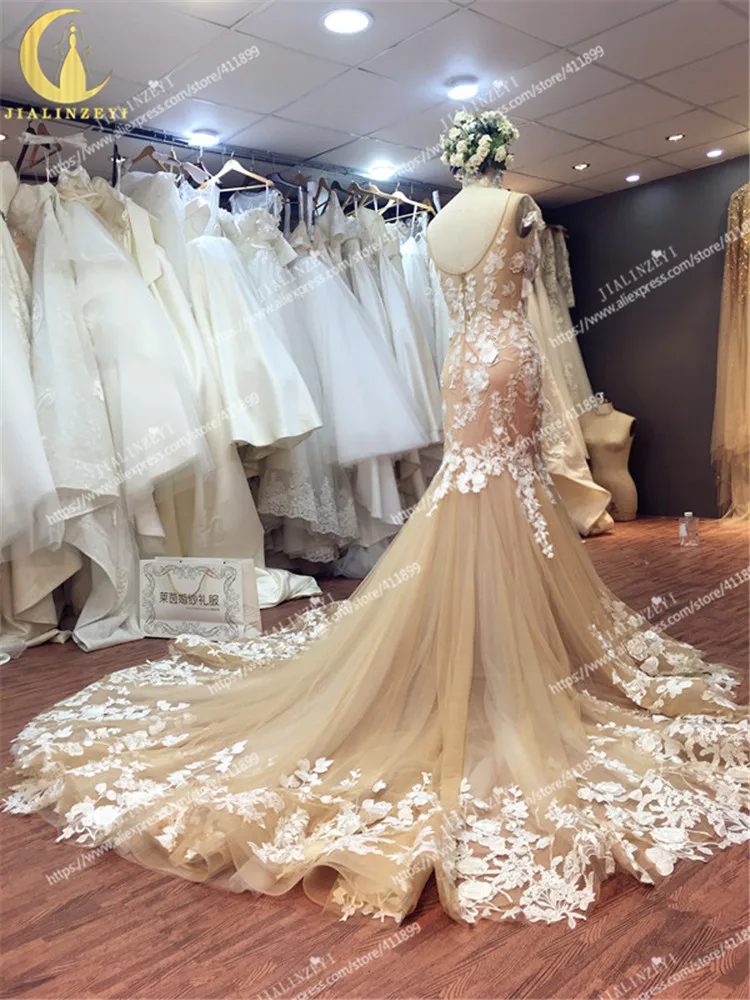 Real Pictures Sexy Dark Nude With Lace Appliques Mermaid Sexy See Through Bridal Wedding Gown Wedding Dresses
Real Pictures Sexy Dark Nude With Lace Appliques Mermaid Sexy See Through Bridal Wedding Gown Wedding Dresses