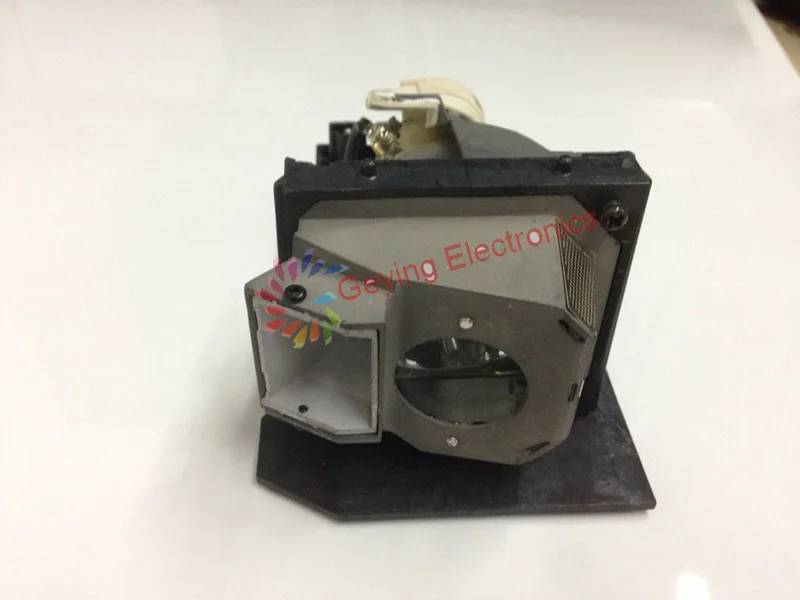 Новый оригинальный beamer лампа SP.83C01G001 BL-FS300B для Opto ma EP1080/H81/HD7200/HD80/HD8000/HD800X/HD803
Новый оригинальный beamer лампа SP.83C01G001 BL-FS300B для Opto ma EP1080/H81/HD7200/HD80/HD8000/HD800X/HD803