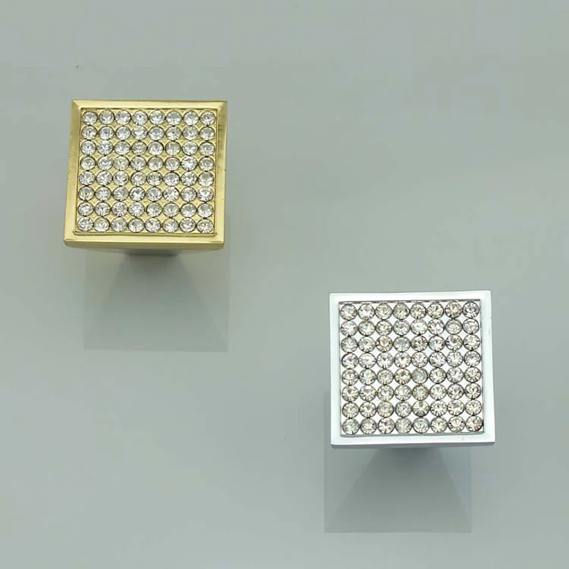 Modern simple furniture handle Fashion luxury cabinets wardrobe door pulls Crystal dresser knobs bedside table diamond handles
Modern simple furniture handle Fashion luxury cabinets wardrobe door pulls Crystal dresser knobs bedside table diamond handles