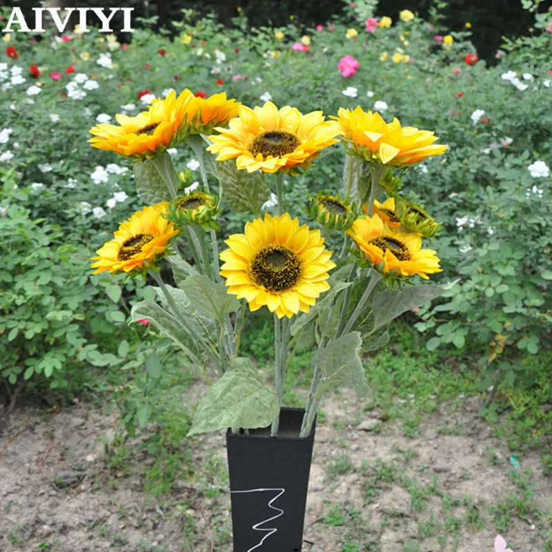 High Quality Lifelike Artificial Sunflower Silk Flower Home Garden Verandah Bedroom Office Party Flower Wall Decoration
High Quality Lifelike Artificial Sunflower Silk Flower Home Garden Verandah Bedroom Office Party Flower Wall Decoration
