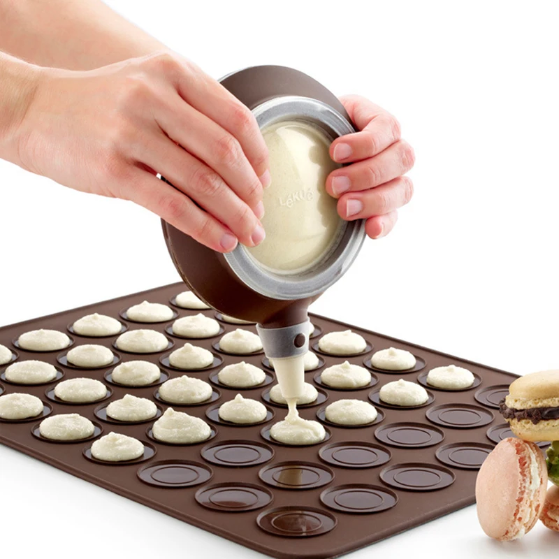 Silicone Macaron Kit Kitchen DIY Macaron Baking Set with 48 units Silicone Baking Pad Sheet Batter Pot Dispenser 4pcs Nozzles
Silicone Macaron Kit Kitchen DIY Macaron Baking Set with 48 units Silicone Baking Pad Sheet Batter Pot Dispenser 4pcs Nozzles
