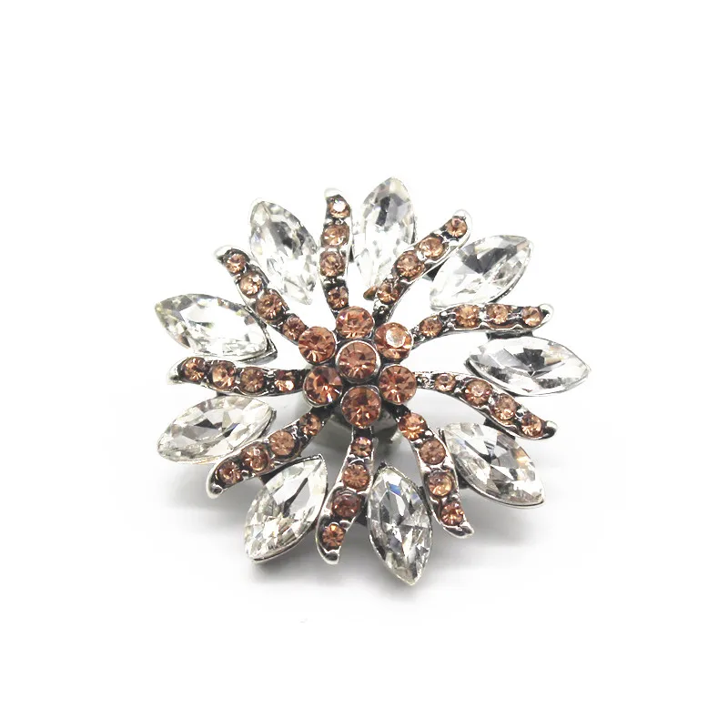 Hot Sale 10pcs/lot Metal Silver Round Rhinestone Snap Button Beads Fit 18mm/20mm Snap Bracelet Necklace Women Buttons Jewelry
Hot Sale 10pcs/lot Metal Silver Round Rhinestone Snap Button Beads Fit 18mm/20mm Snap Bracelet Necklace Women Buttons Jewelry