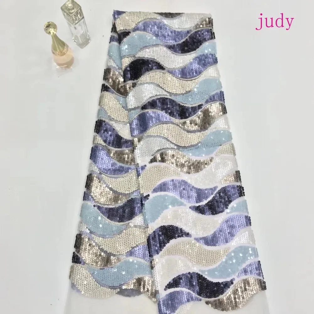 stock 5yards/bag SJ025# 2 color wavy Mosaic sequin embroidery used for wedding dress fashion stage Free shipping
stock 5yards/bag SJ025# 2 color wavy Mosaic sequin embroidery used for wedding dress fashion stage Free shipping