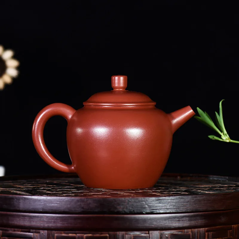 Manufactor Wholesale Generation Deliver Goods Raw Ore Bright Red Robe Palace Lantern Kettle Famous Manual Gift Customized
Manufactor Wholesale Generation Deliver Goods Raw Ore Bright Red Robe Palace Lantern Kettle Famous Manual Gift Customized