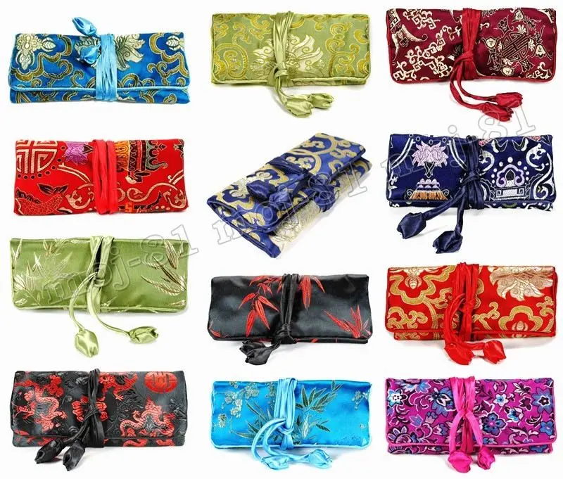 Wholesale SILK JEWELRY TRAVEL BAG Mixed Brocade Fabric Roll Pouch Carrying Case 3PCS Color random
Wholesale SILK JEWELRY TRAVEL BAG Mixed Brocade Fabric Roll Pouch Carrying Case 3PCS Color random