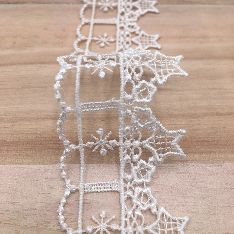 White Black 3 Yards Beautiful Handcrafted Embroidered Net Lace Fabric Sewing Lace Trim Ribbon DIY Costume Decoration Wide 3.8cm
White Black 3 Yards Beautiful Handcrafted Embroidered Net Lace Fabric Sewing Lace Trim Ribbon DIY Costume Decoration Wide 3.8cm