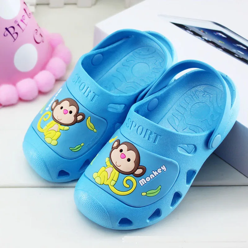 Летняя детская обувь с дырками детские шлепанцы героями мультфильмов сандалии