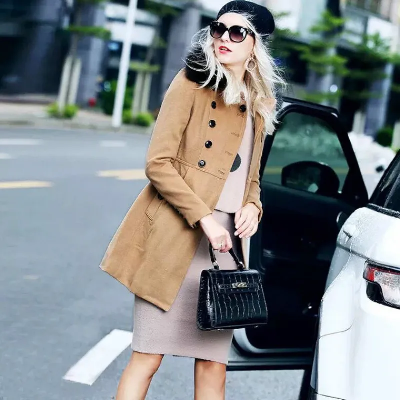 New Women Luxury Fox Fur Collar Wool Coats Vintage British Double Breasted Ladies 2019 Designer Blends High End Cashmere Clothes
New Women Luxury Fox Fur Collar Wool Coats Vintage British Double Breasted Ladies 2019 Designer Blends High End Cashmere Clothes