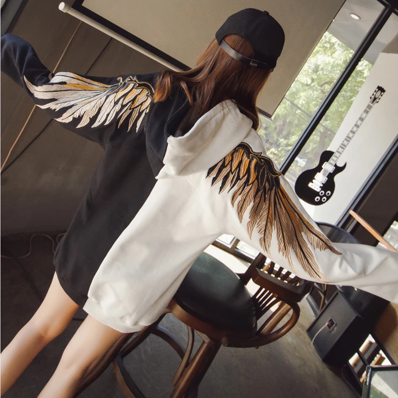 2019 Spring Autumn New Women's Missing Wings Embroidered Long Sleeve Color Patchwork Pullovers Long Sweatshirts Loose Hoodies
2019 Spring Autumn New Women's Missing Wings Embroidered Long Sleeve Color Patchwork Pullovers Long Sweatshirts Loose Hoodies